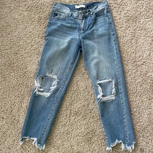 Distressed Boyfriend Jeans